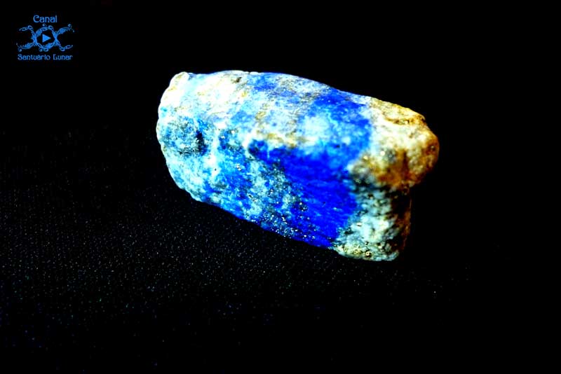 Lápis Lazuli - Como utilizar e para que serve o Lápis Lazuli? October 7, 2019 Lapis Lazuli - Detalhe (2)